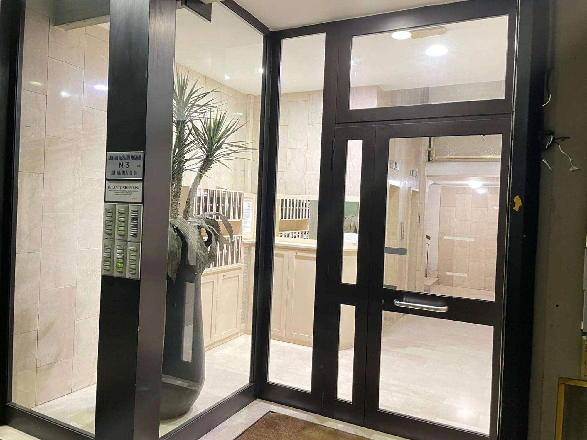 La Galleria Lodge Πάρμα Εξωτερικό φωτογραφία